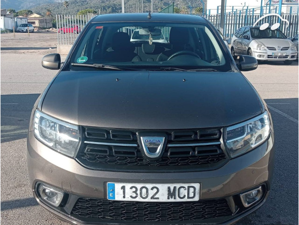 Dacia Sandero  4