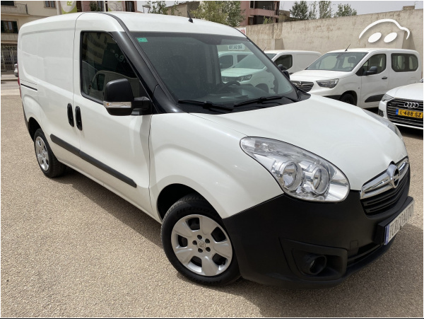 Opel Combo FURGÓN DIESEL 95 CV 1