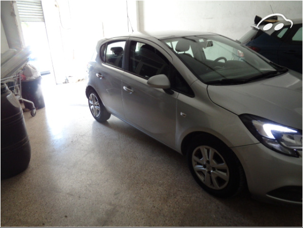 Opel Corsa 1.4 EXPRESSION 2