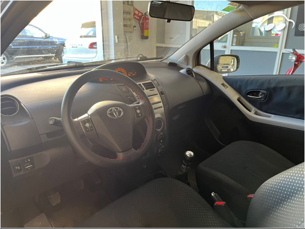 Toyota Yaris 1.4 d 5