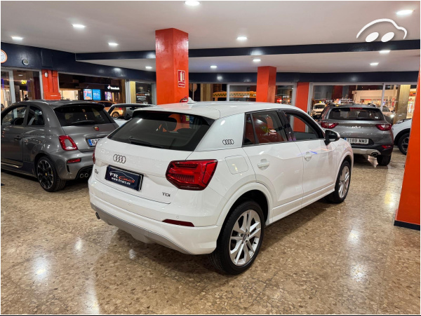 Audi Q2 1.6 TDI ADVANCED  5