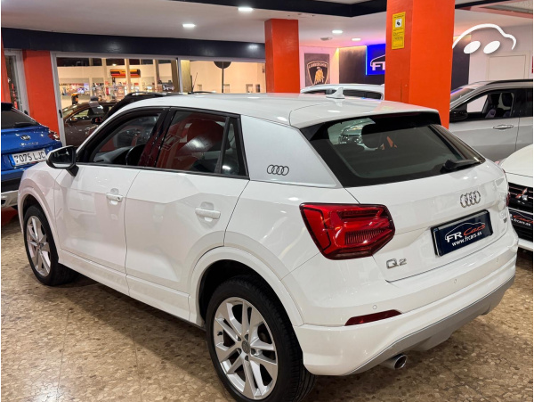 Audi Q2 1.6 TDI ADVANCED  7