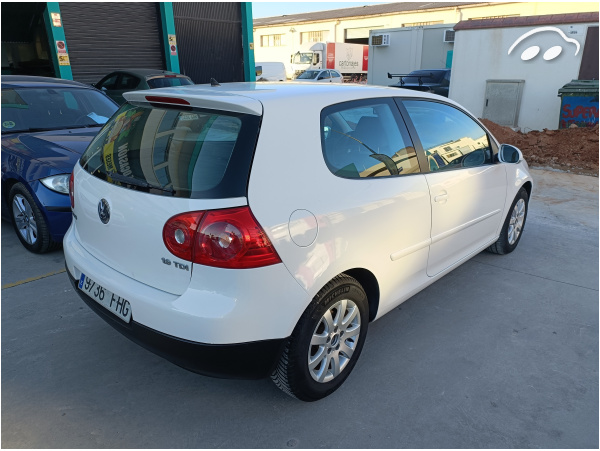 Volkswagen Golf 1.9 TDI 6