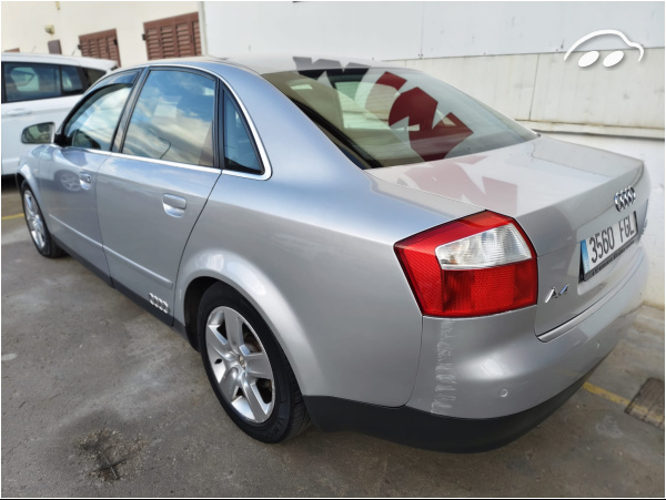 Audi A4 2.5 4