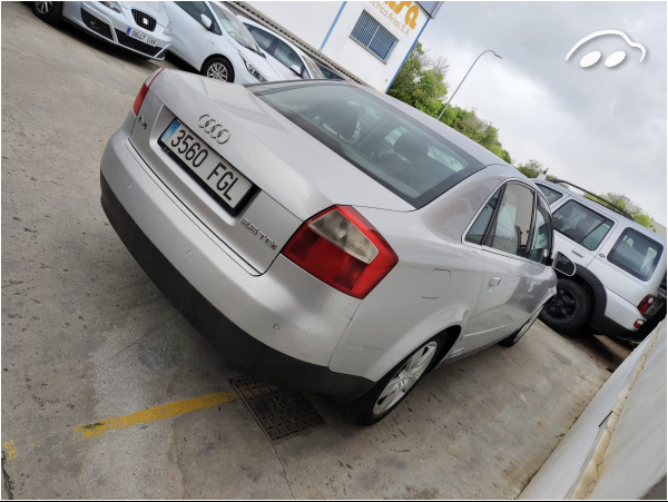 Audi A4 2.5 7