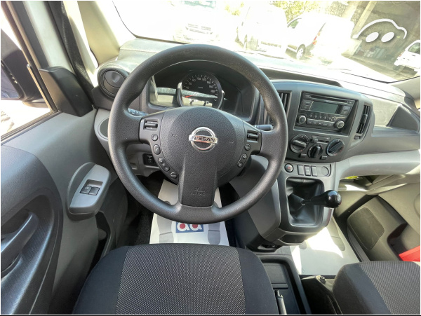 Nissan Nv200 DOBLE PUERTA LATERAL 8