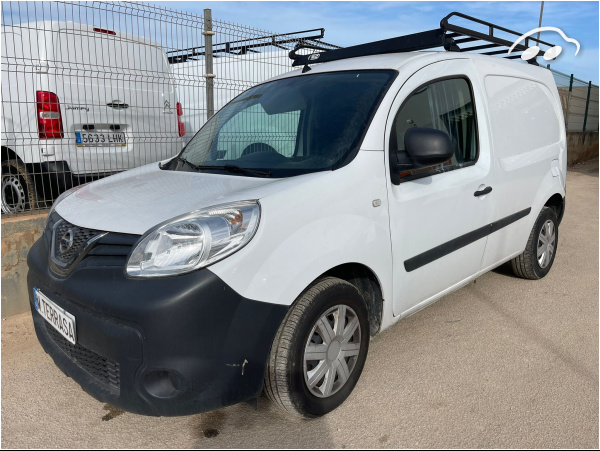 Nissan NV250 FURGON  1