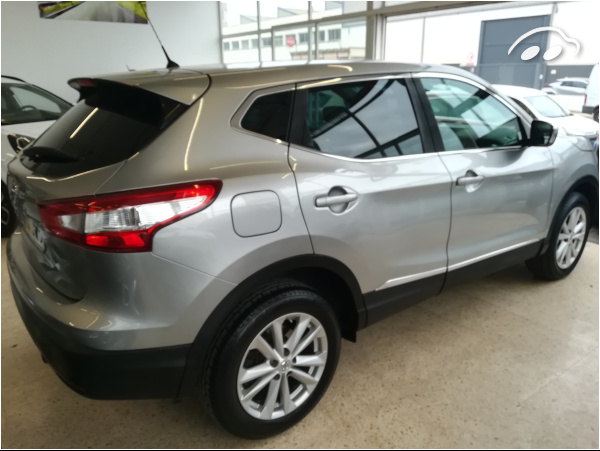 Nissan Qashqai 1.2 DIGT ACENTA 4