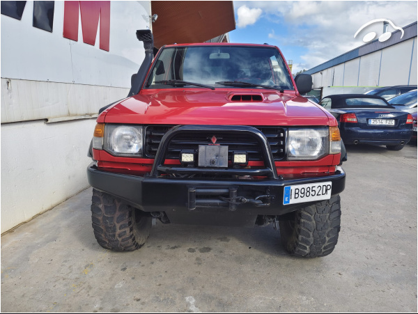 Mitsubishi Montero 2.5 4