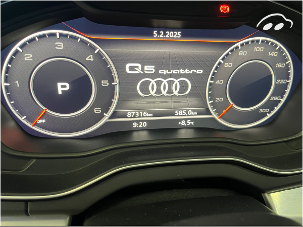 Audi  2.0 TDI 9