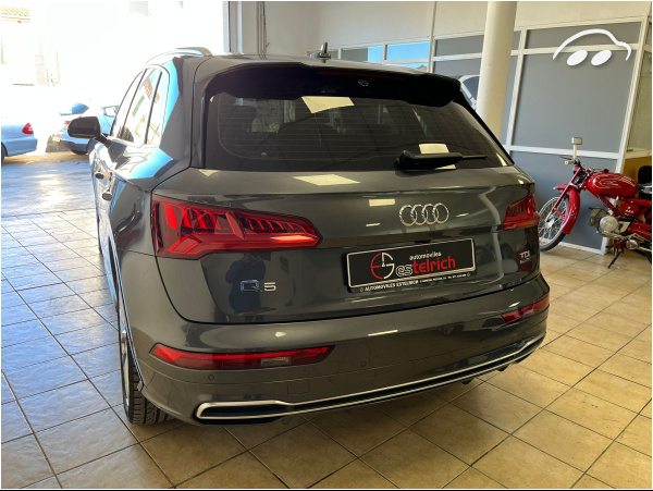 Audi  2.0 TDI 3