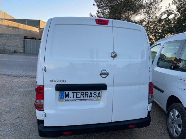 Nissan Nv200 FURGON  8