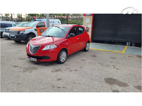 Lancia Ypsilon 1.2 10