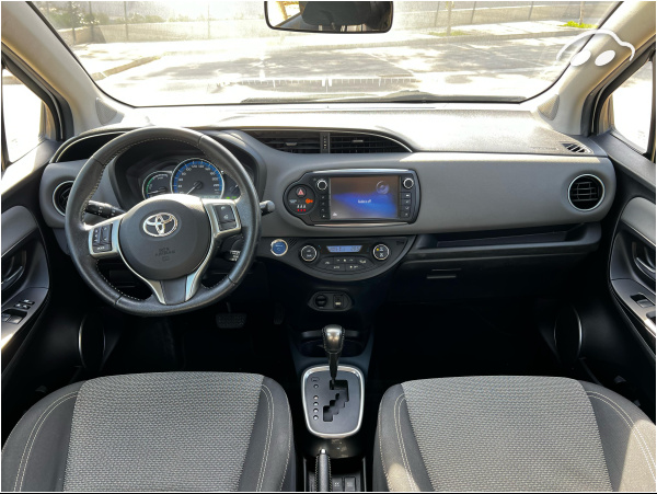 Toyota Yaris AUTOMATICO 6