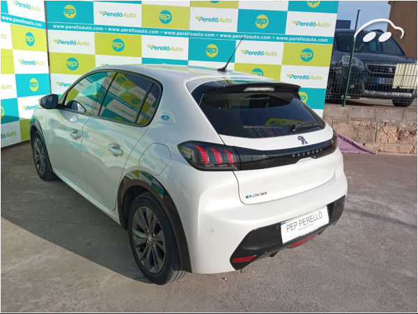 Peugeot 208 ALLURE PACK ELECTRICO 100 KW 7