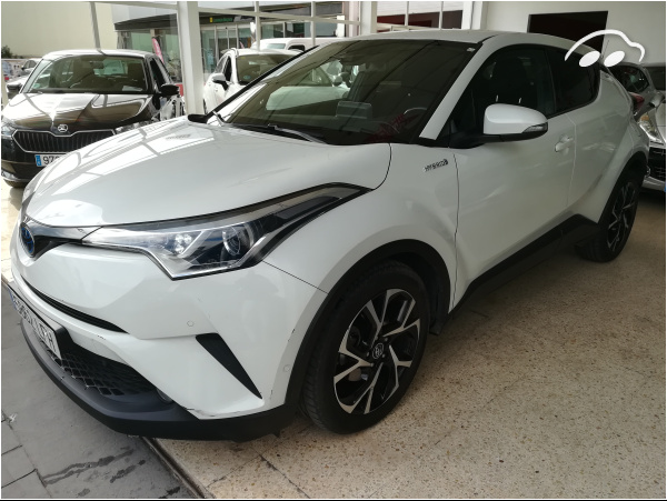 Toyota C-HR ADVANCE 2