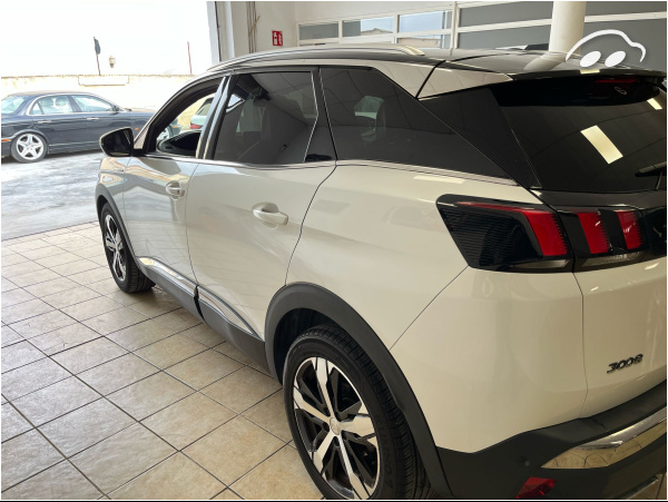 Peugeot 3008 SUV 1.6 5