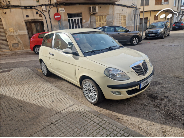 Lancia Ypsilon 1.3 jtd luxe 3