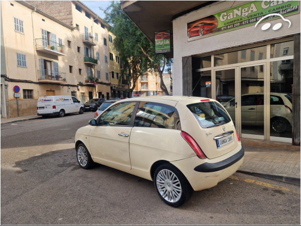 Lancia Ypsilon 1.3 jtd luxe 4