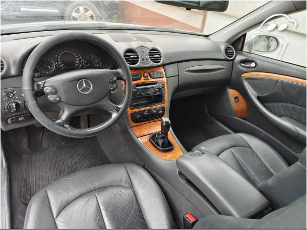 Mercedes-benz Clase CLK 2.7 9