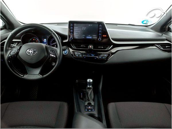 Toyota C-HR ACTIVE 1.8 HYBRID 9