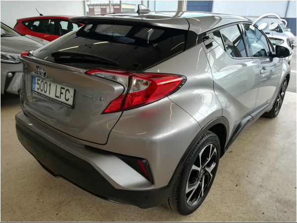 Toyota C-HR  4