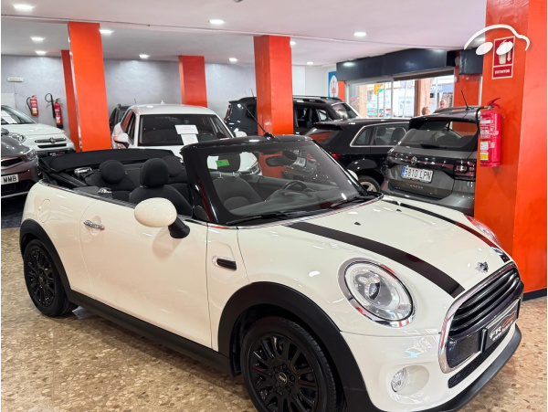 Mini Cooper D Cabrio  1
