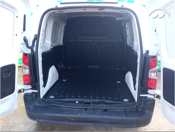 Peugeot Partner 1.5 BLUEHDI 100 FURGON 5