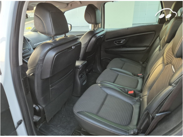 Renault Grand Scenic 7 plazas 8