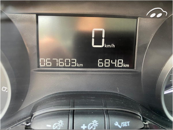 Peugeot 208 1.5 BHDI 100 CV 12