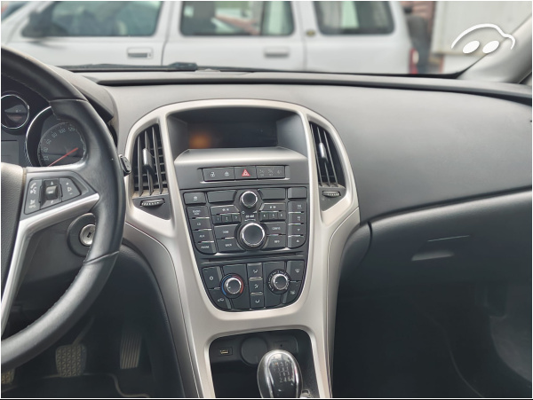 Opel Astra 1.7 8