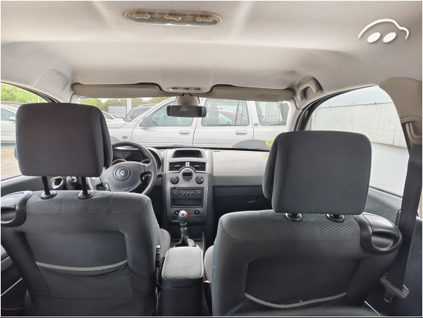 Renault Megane 1.5 6