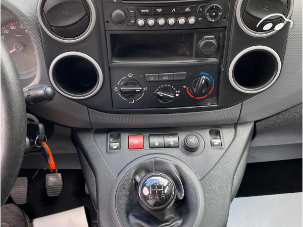 Peugeot Partner 1.6 BHDI 100 CV 10