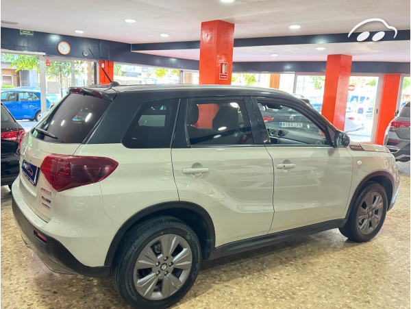 Suzuki Vitara 1.5 GLE 4WD AUTOMÁTICO  4