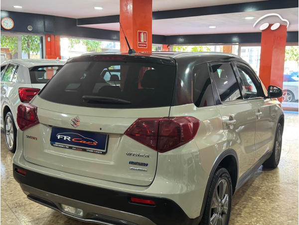 Suzuki Vitara 1.5 GLE 4WD AUTOMÁTICO  7