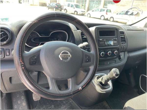 Nissan Nv300  4