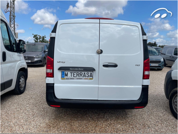 Mercedes-benz Vito FURGON   110 CDI 9