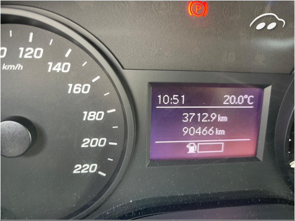 Mercedes-benz Vito FURGON   110 CDI 4