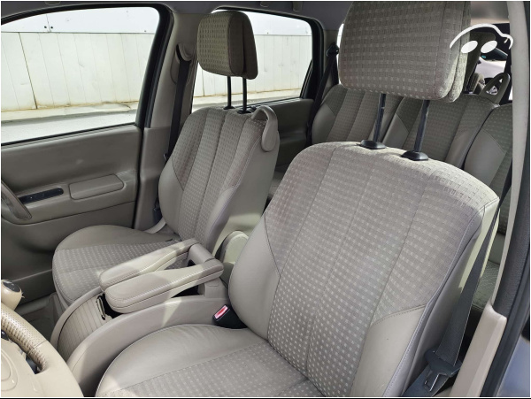 Renault Grand Scenic 1.5 11