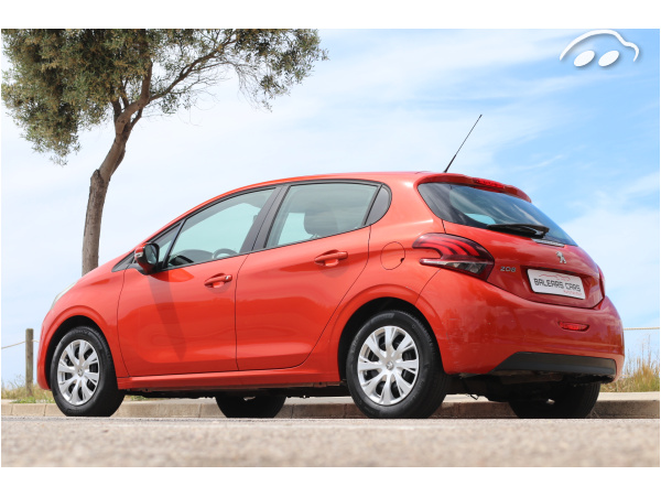 Peugeot 208 1.0 9