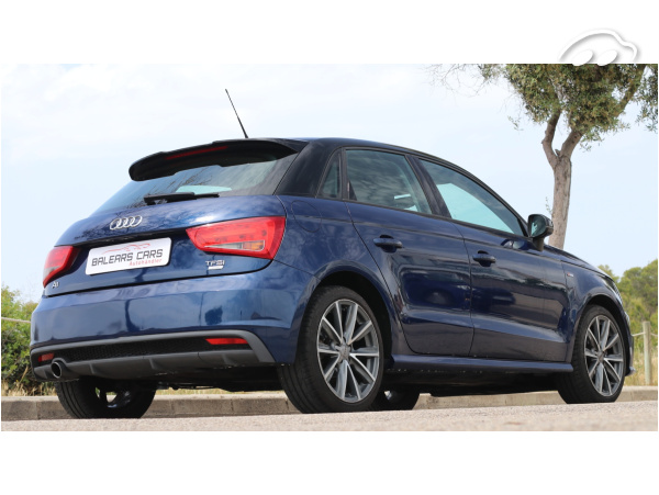 Audi A1 1.0 7