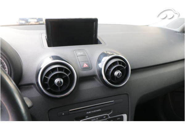 Audi A1 1.0 3
