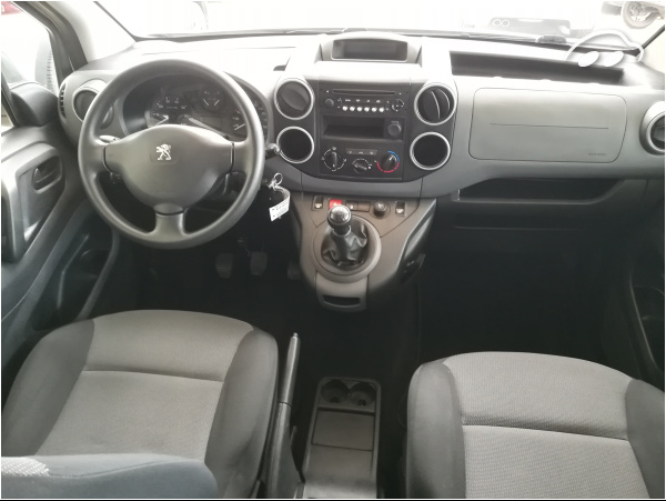 Peugeot Partner TEPEE ACCES 5