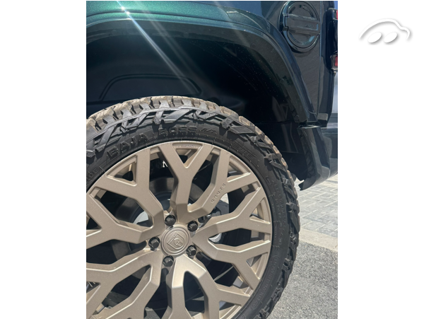 Jeep Wrangler Sahara BRUTE 5