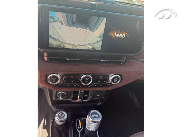 Jeep Wrangler Sahara BRUTE 10