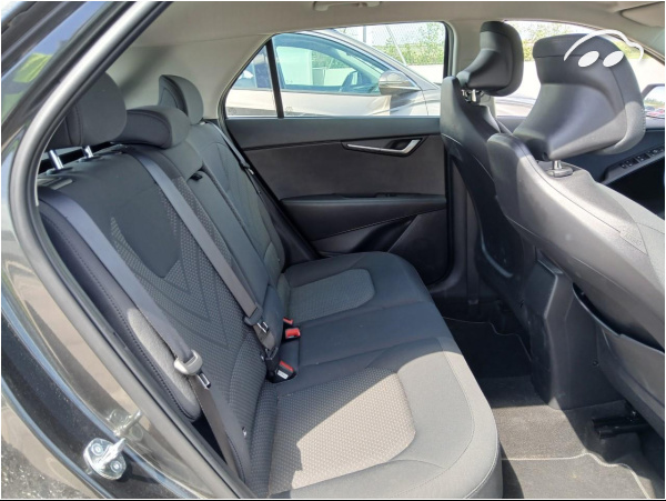 Kia Niro CONCEPT HYBRIDO 1.6 141CV 5