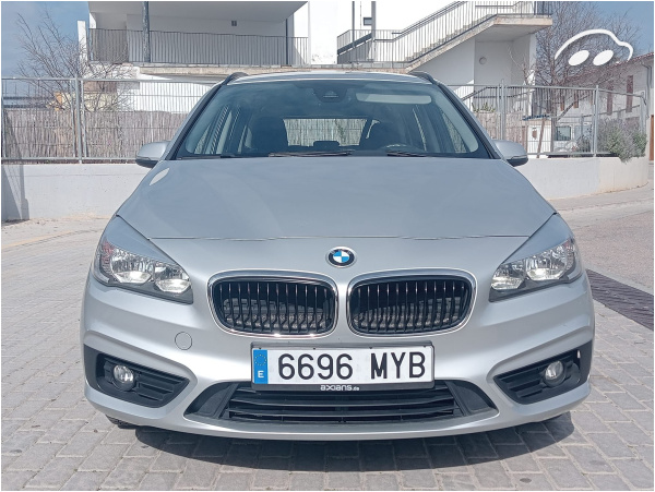 Bmw Serie 2 214 D Gran Tourer 7 plazas 12