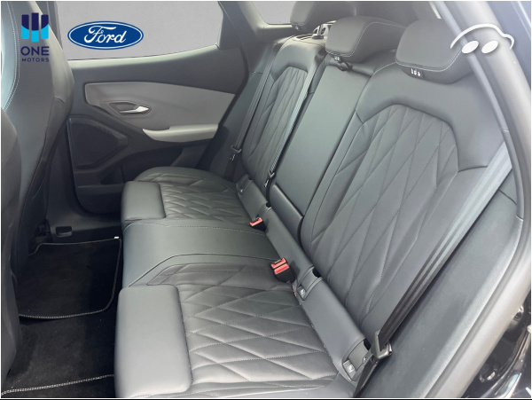 Ford Explorer PREMIUM 2