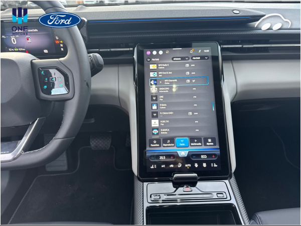 Ford Explorer PREMIUM 8