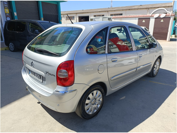 Citroen Xsara Picasso 1.6 HDI Exclusive 6